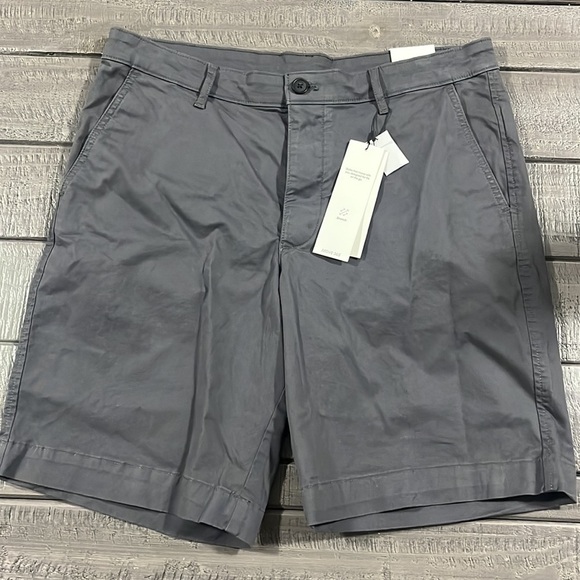 Calvin Klein men chino shorts - Picture 3 of 7